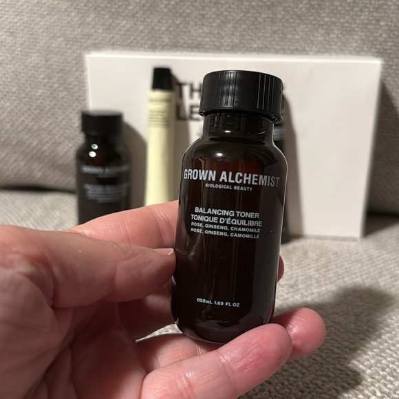 Grown Alchemist Little Luxuries Kit of 4 New - Picture 5 of 8